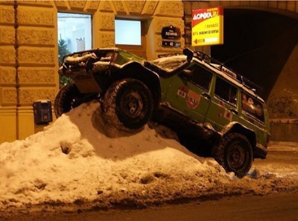 Свой джип, свои правила в Магадане &laquo; автомагадан