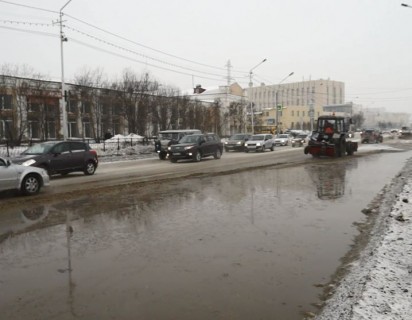 Озеро на дороге в Магадане &laquo; автомагадан