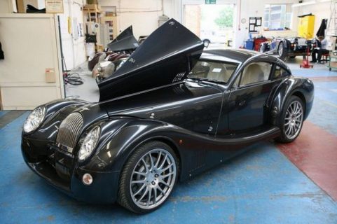 Как собирают автомобиль Morgan Aero 8 в Магадане &laquo; автомагадан