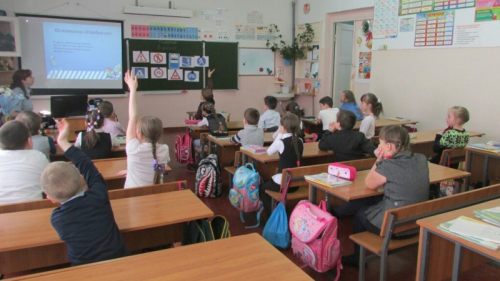 В поселке Ола Магаданской области инспекторы ГИБДД провели для детей интерактивные уроки в Магадане &laquo; автомагадан