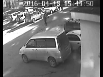 В Магадане подростки резали колеса иномаркам в Магадане &laquo; автомагадан