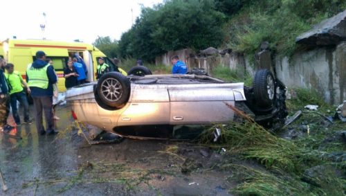 В Морском торговом порту Магадана нетрезвый водитель сделал сальто в Магадане &laquo; автомагадан