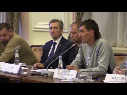 Дальнобойщик в общественной палате в Магадане &laquo; автомагадан