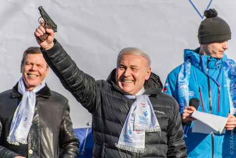 Танкер с АИ-95 пришел в Магадан в Магадане &laquo; автомагадан